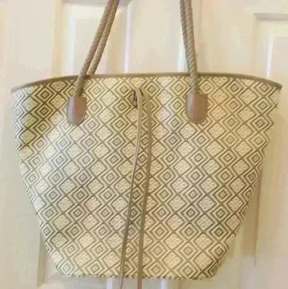 Beautiful Summer beach tote - Picture 1 of 8